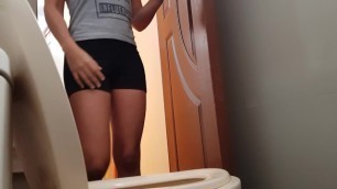 I Spy my Brother's Venezuelan Girlfriend Pissing