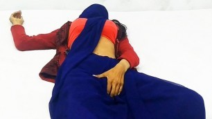 Hot Indian Bhabhi Feel Sex in Room