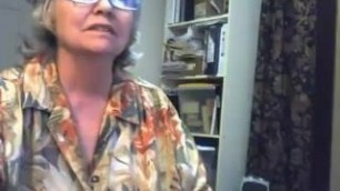 Huge Gran in a Webcam R20