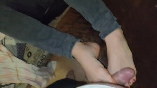 REAL SEX TAPE - My Step Mom's Dirty Smelly Soles Jerking My Dick - Footjob Homemade